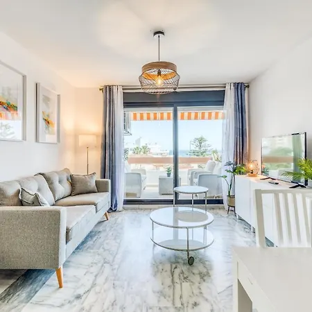 Hanami El Pinacho Beach Apartment