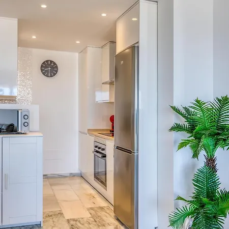 Apartment Hanami El Pinacho Beach Estepona